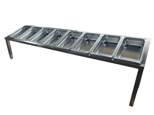 Topinera sobre mesa/heladera